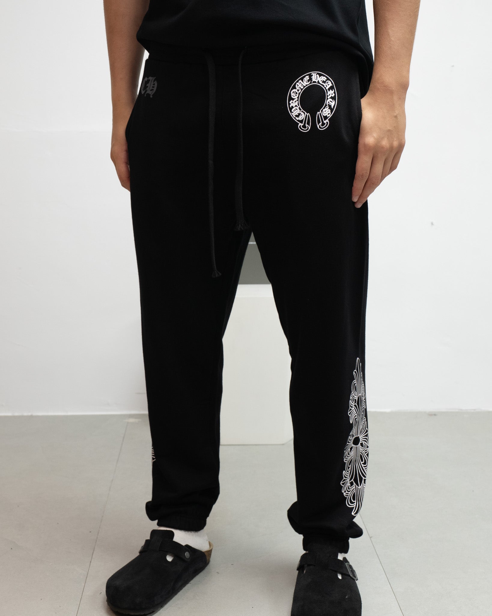 Horse Shoe Logo Black Sweatpants™