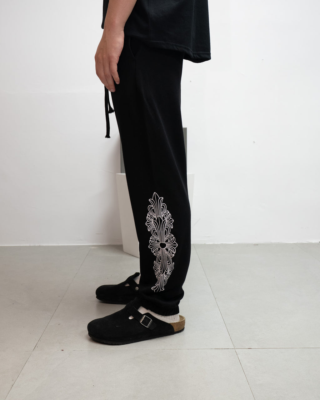 Horse Shoe Logo Black Sweatpants™