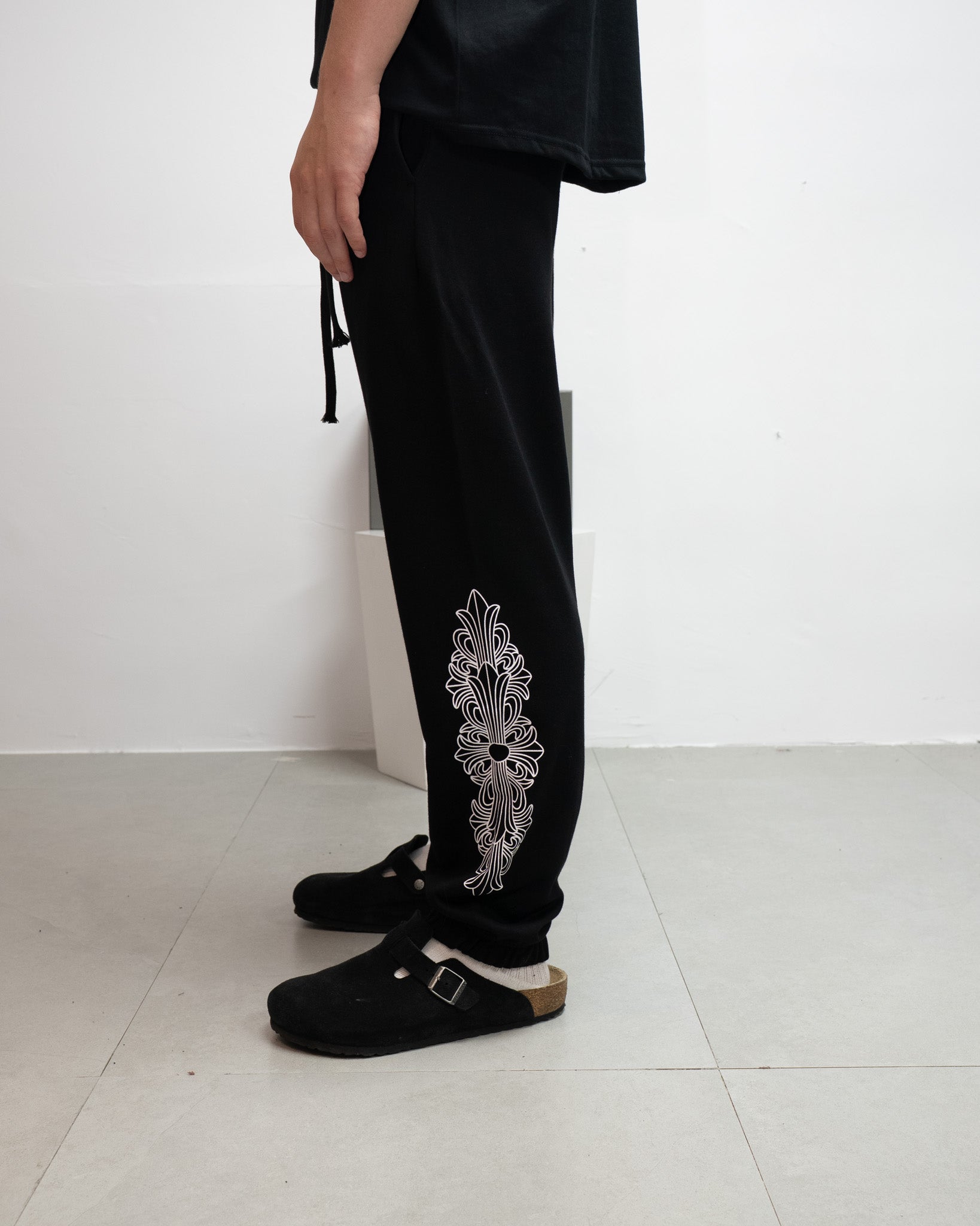 Horse Shoe Logo Black Sweatpants™