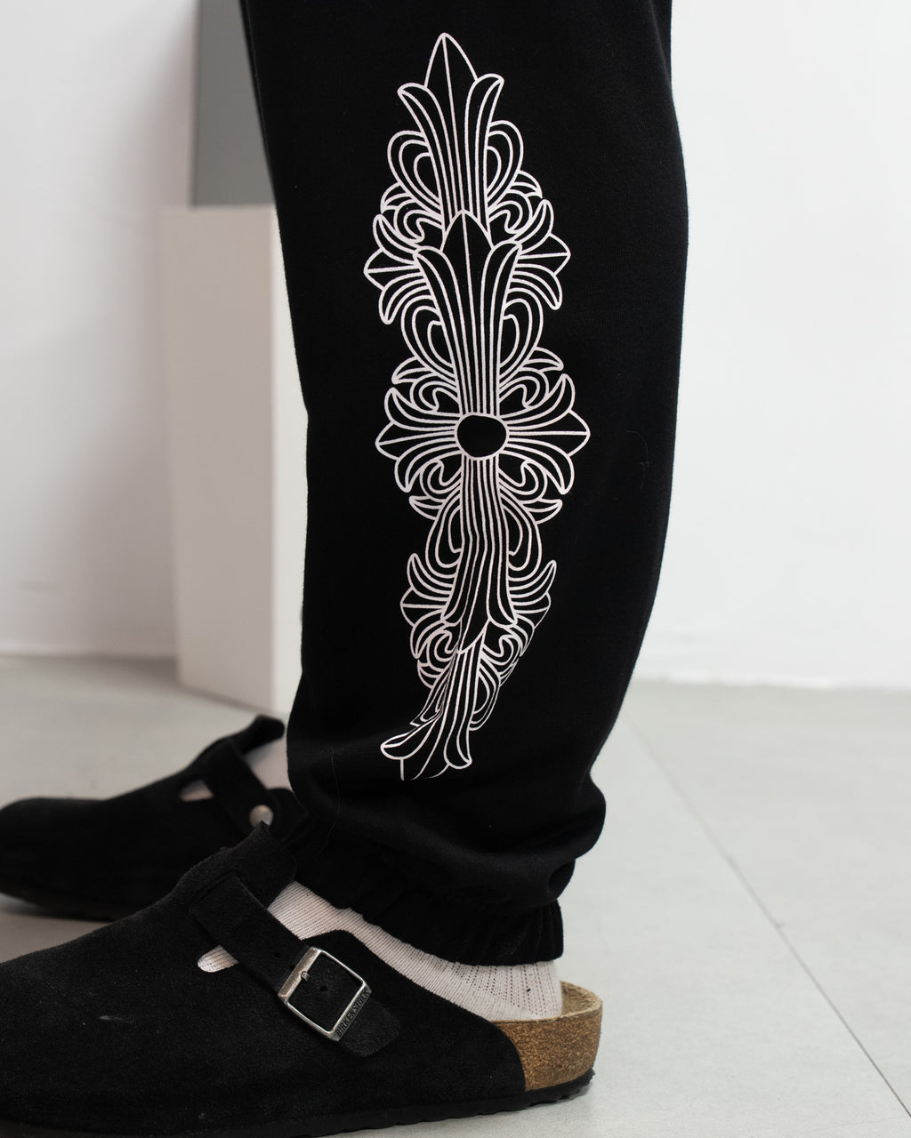 Horse Shoe Logo Black Sweatpants™