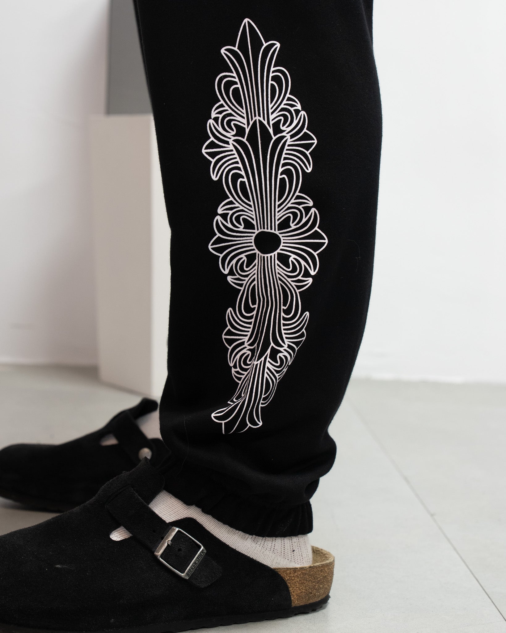 Horse Shoe Logo Black Sweatpants™