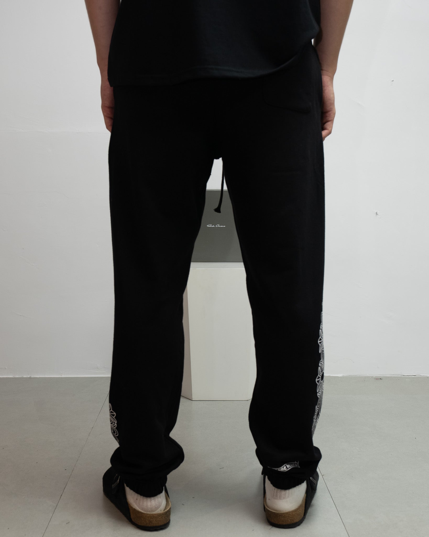 Horse Shoe Logo Black Sweatpants™