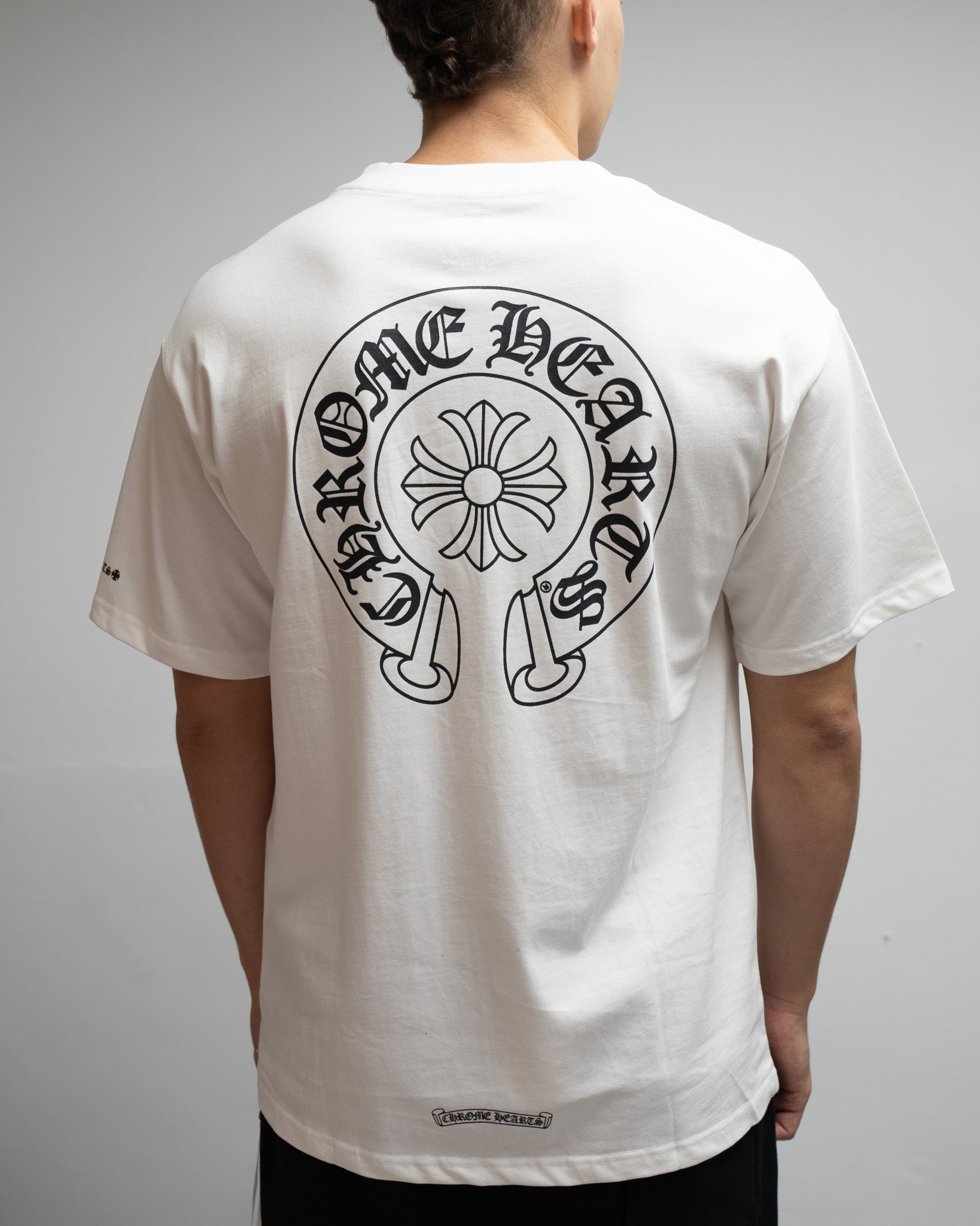 Horseshoe Logo Pocket Black/White T-Shirt™