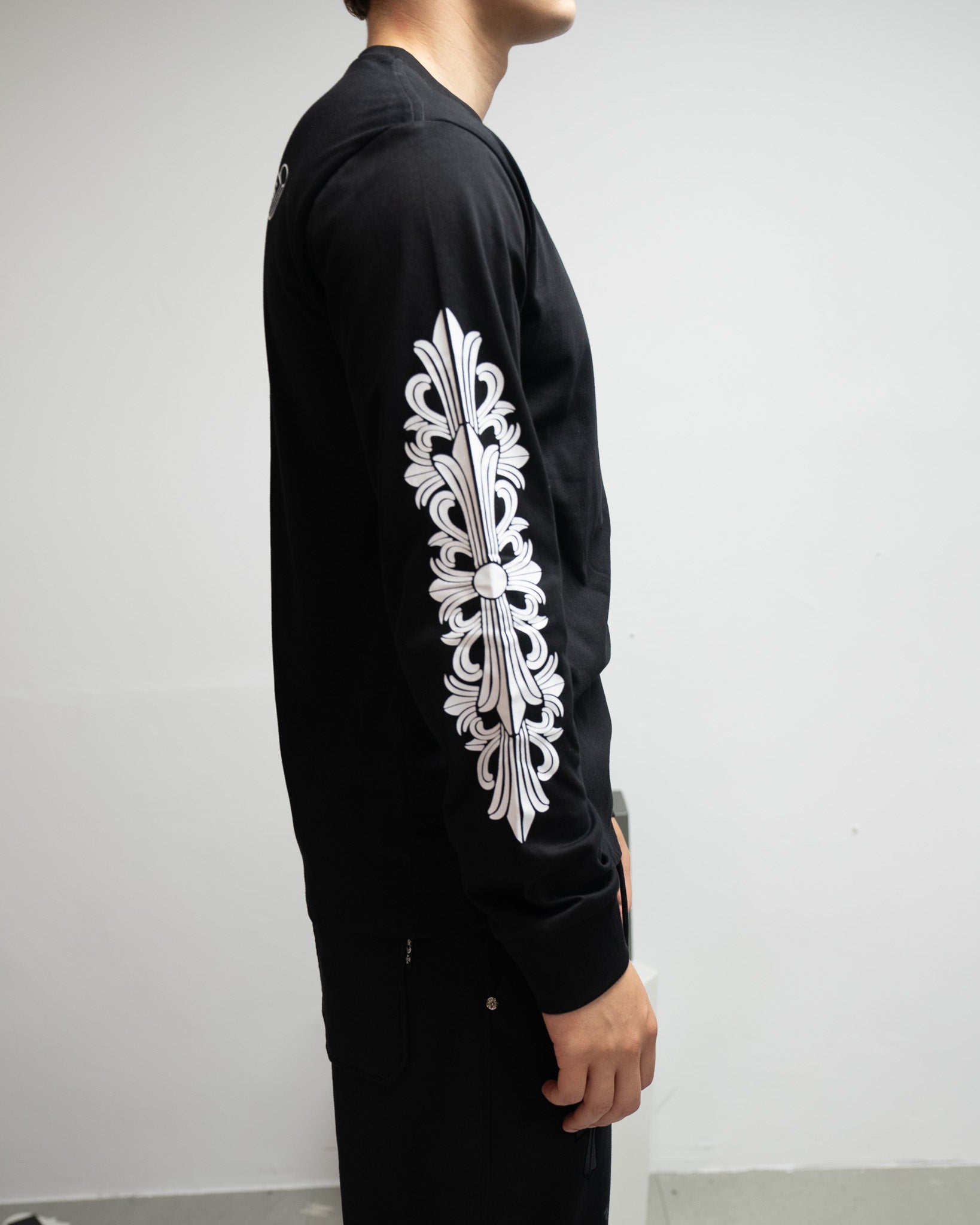 Aspen Black Long Sleeve™