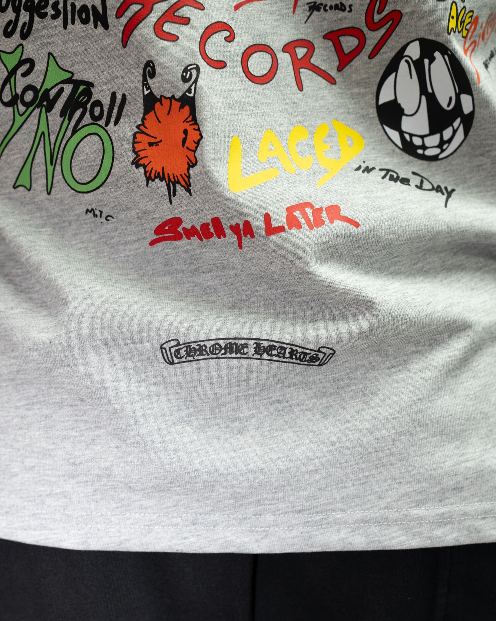 M-Boy Colored Text Grey Long Sleeve™
