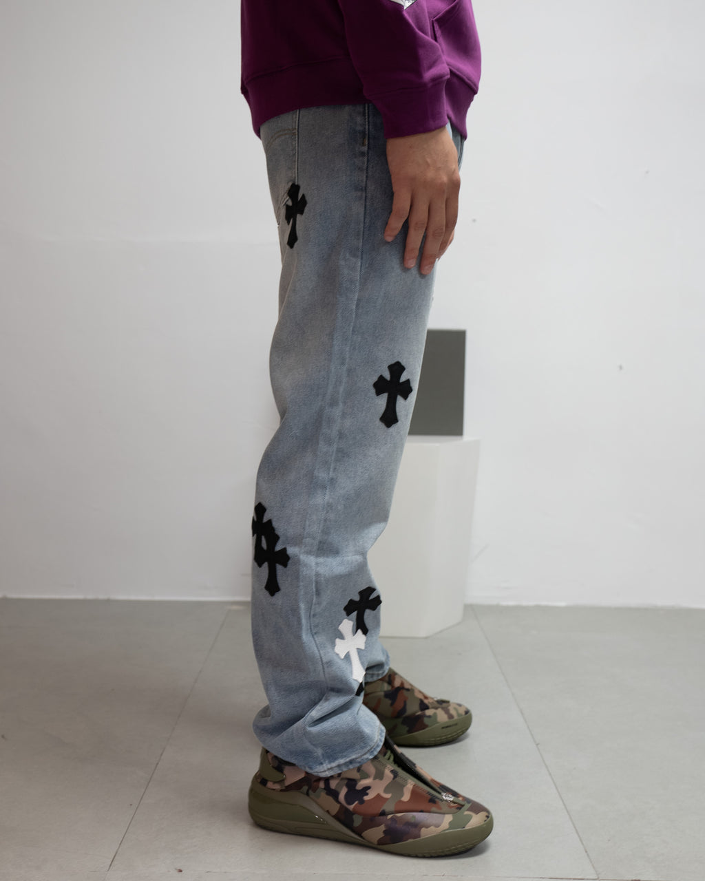 White & Black Cross Patch Light Denim Jeans™
