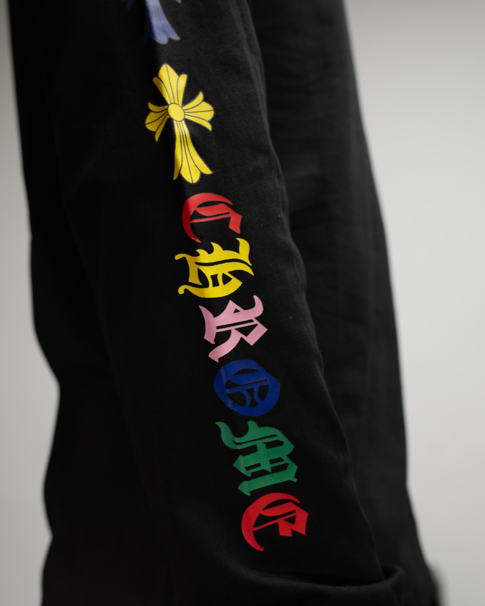 Multicolor Crosses Black Long Sleeve™