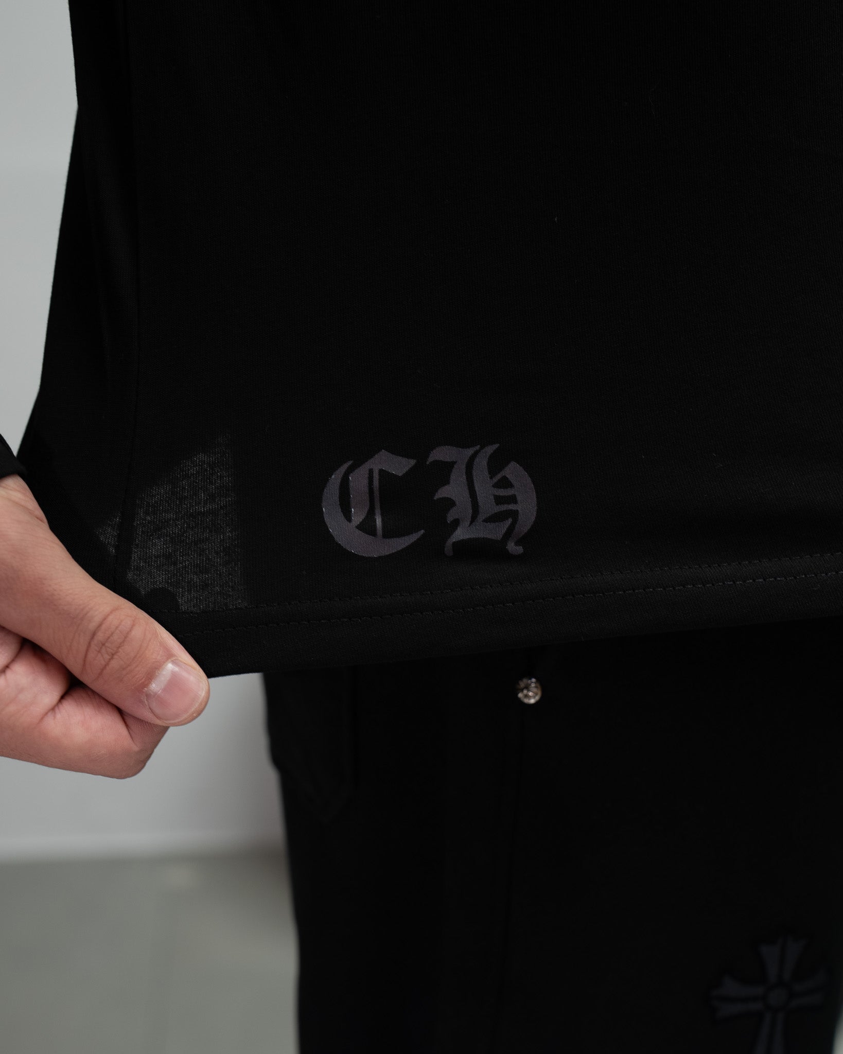 Multicolor Crosses Black Long Sleeve™