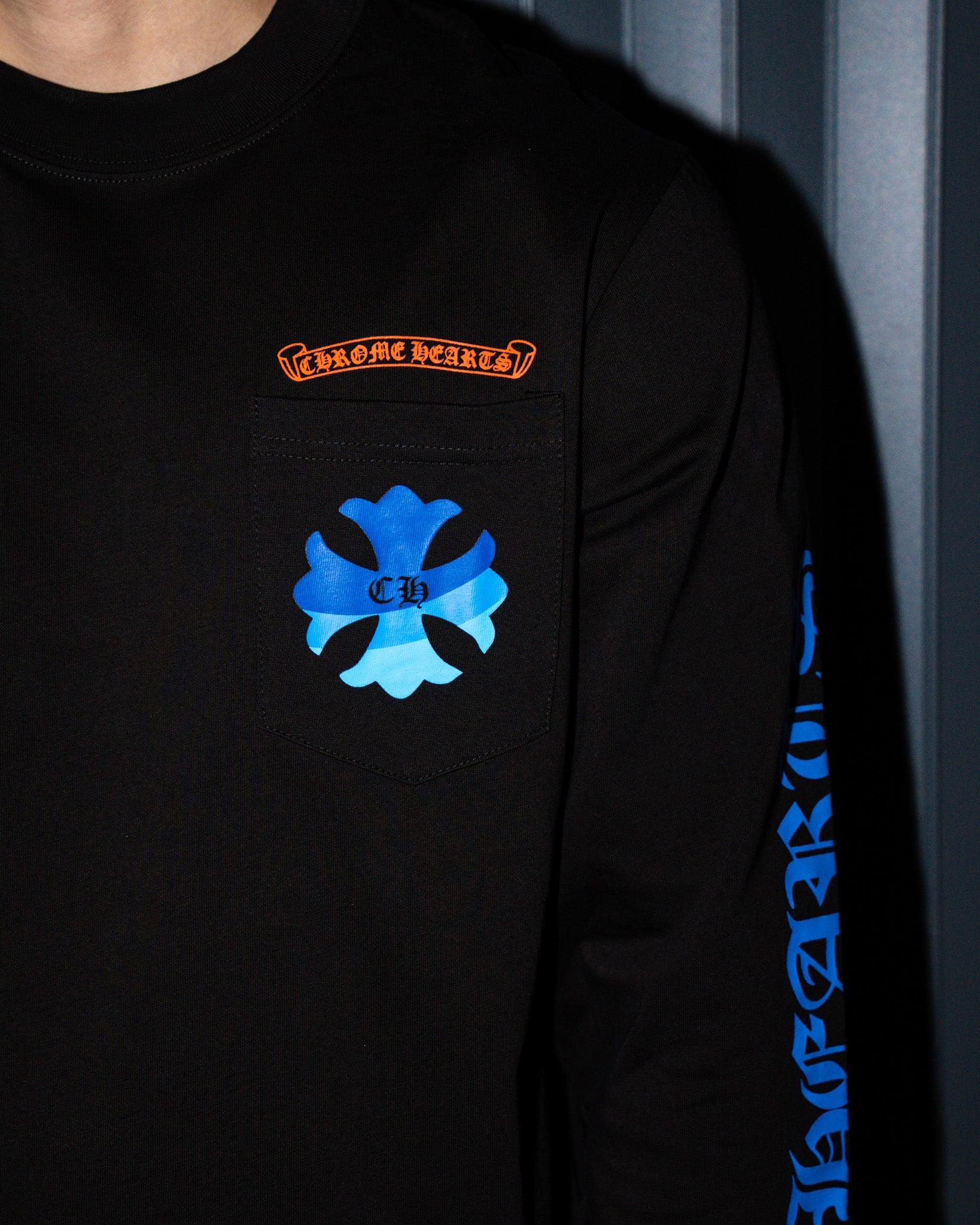 Blue Flower Cross Black Long Sleeve™
