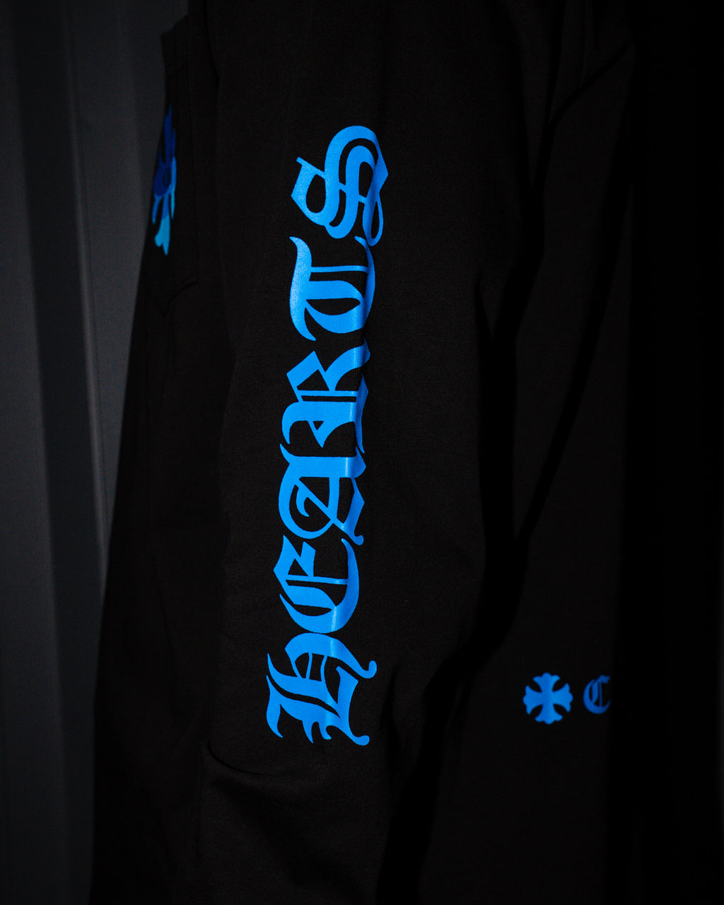 Blue Flower Cross Black Long Sleeve™