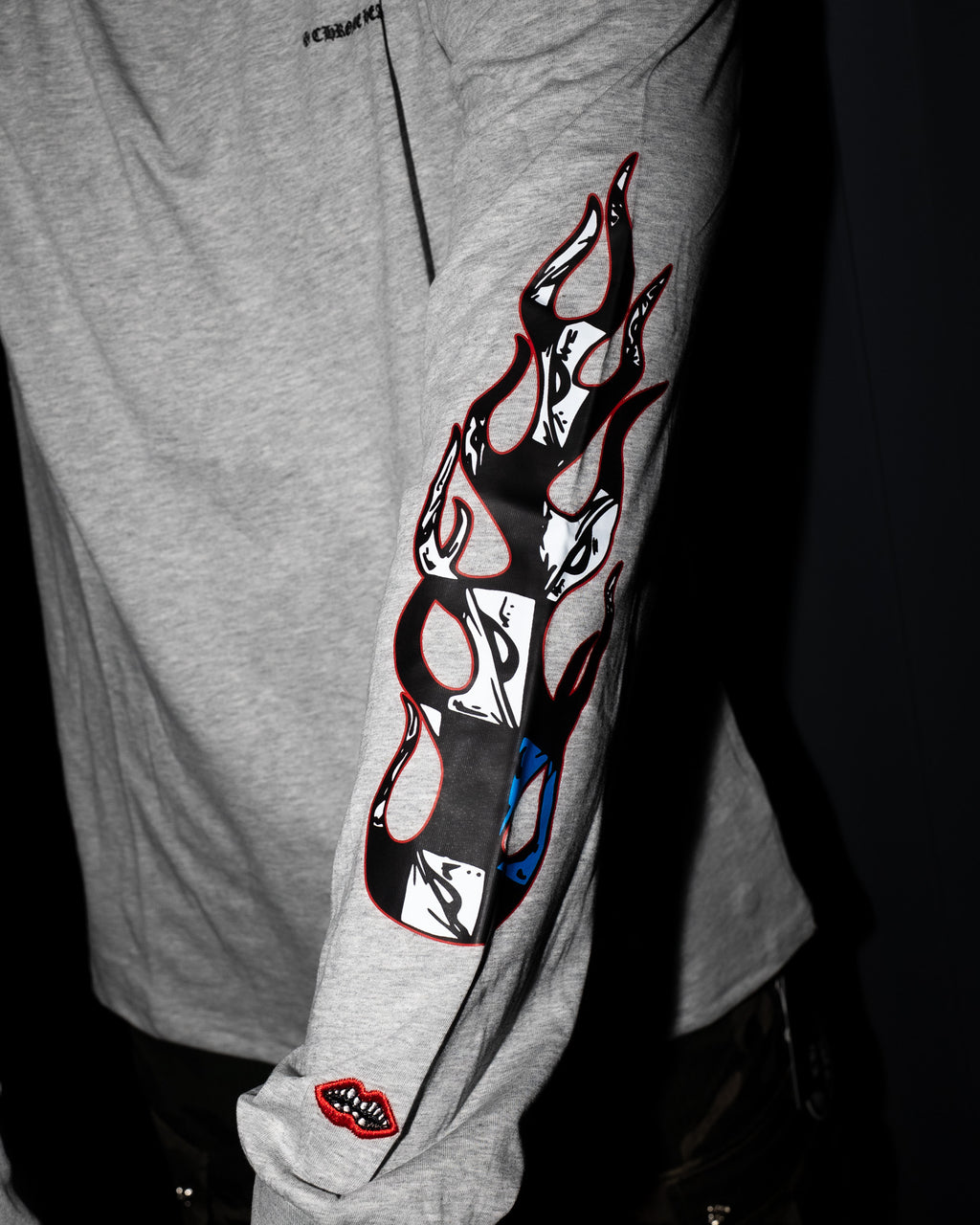 M-Boy Colored Text Grey Long Sleeve™