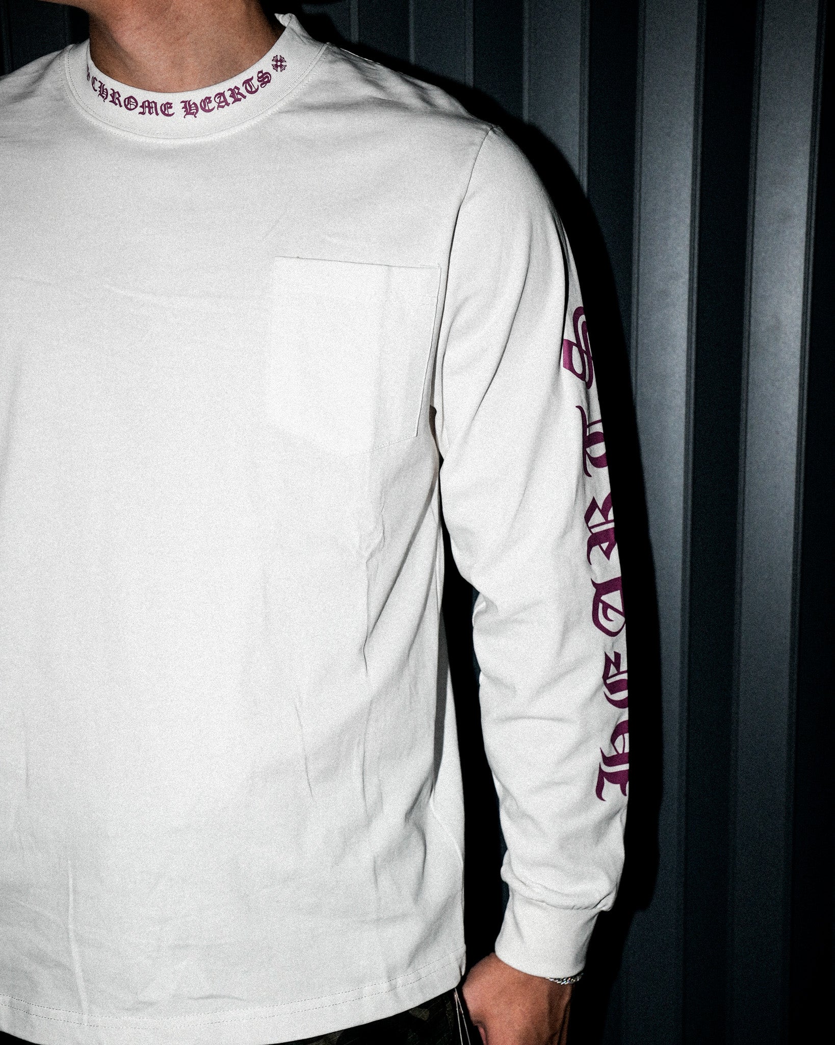 Purple Typography Collar White Long Sleeve™