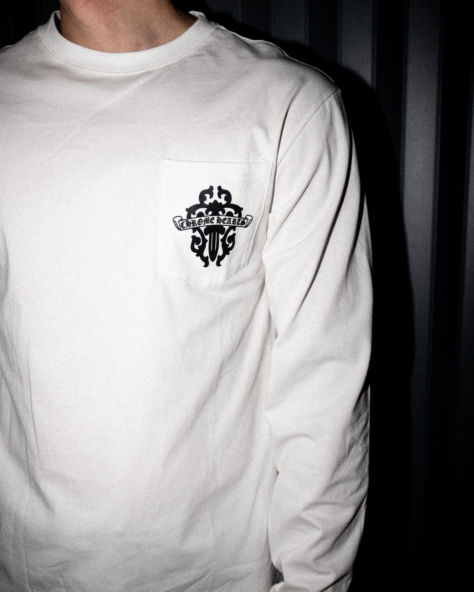 Dagger Crest White Long Sleeve™
