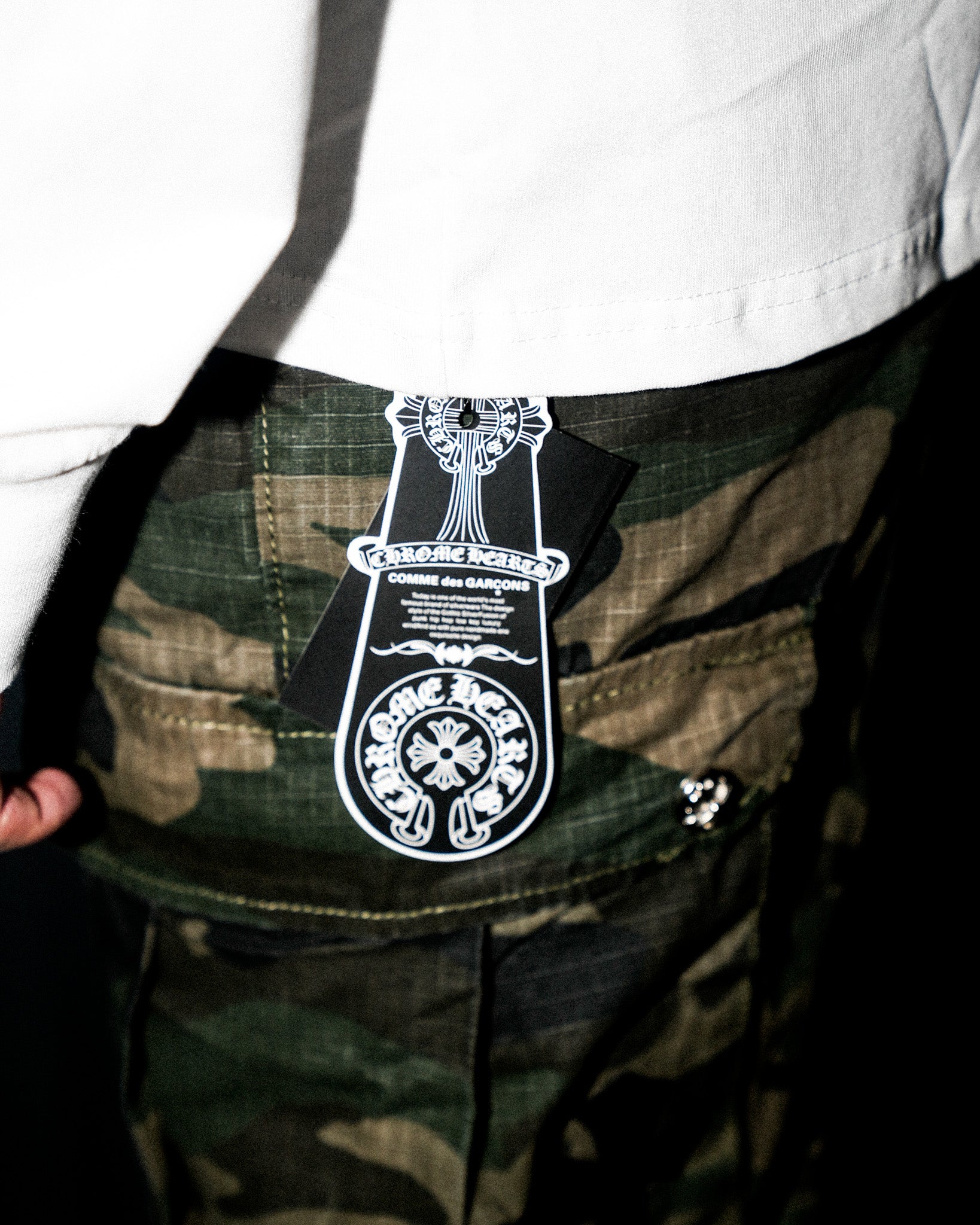Dagger Crest White Long Sleeve™