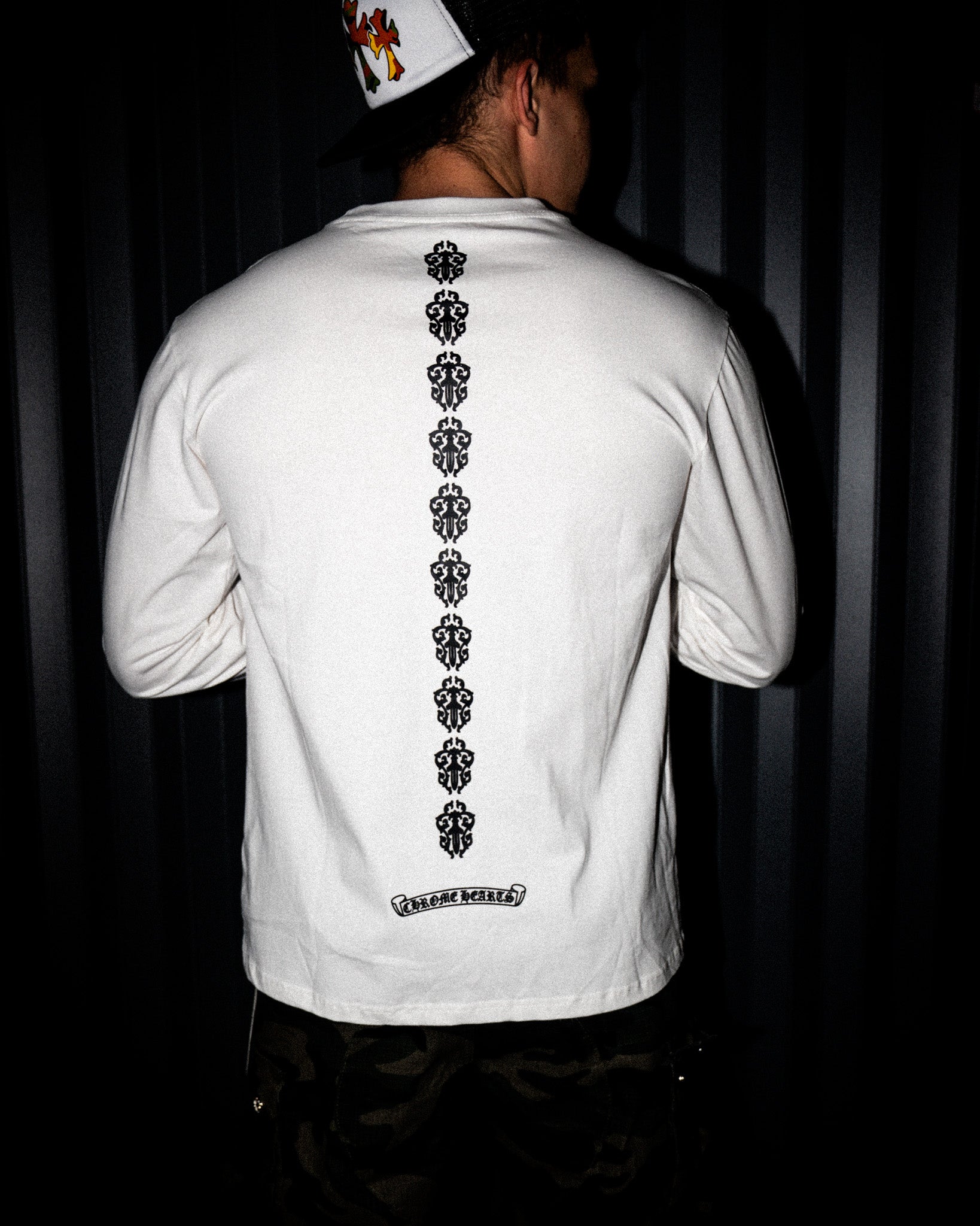 Dagger Crest White Long Sleeve™