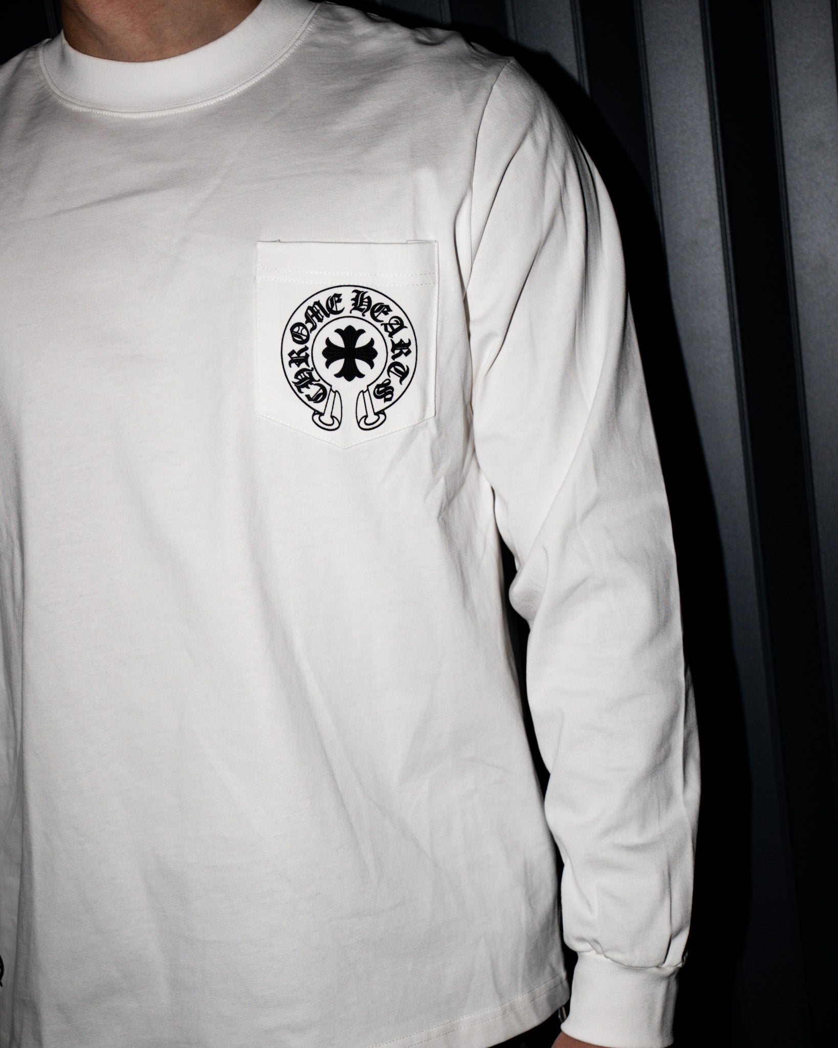Black Typography Design White Long Sleeve™