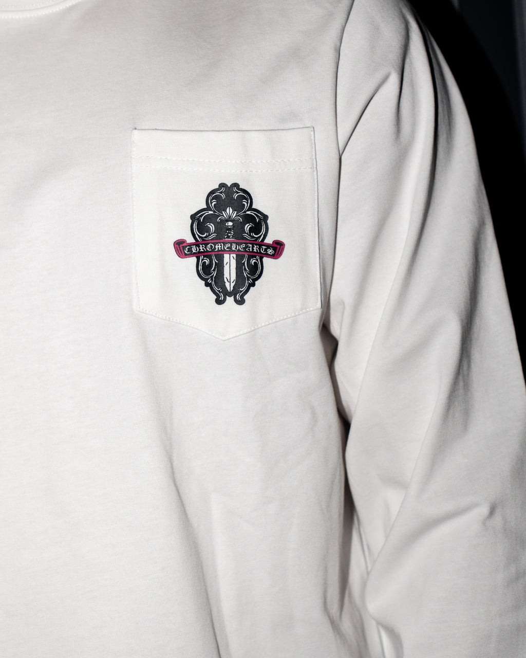 Camo Dagger Crest White Long Sleeve™