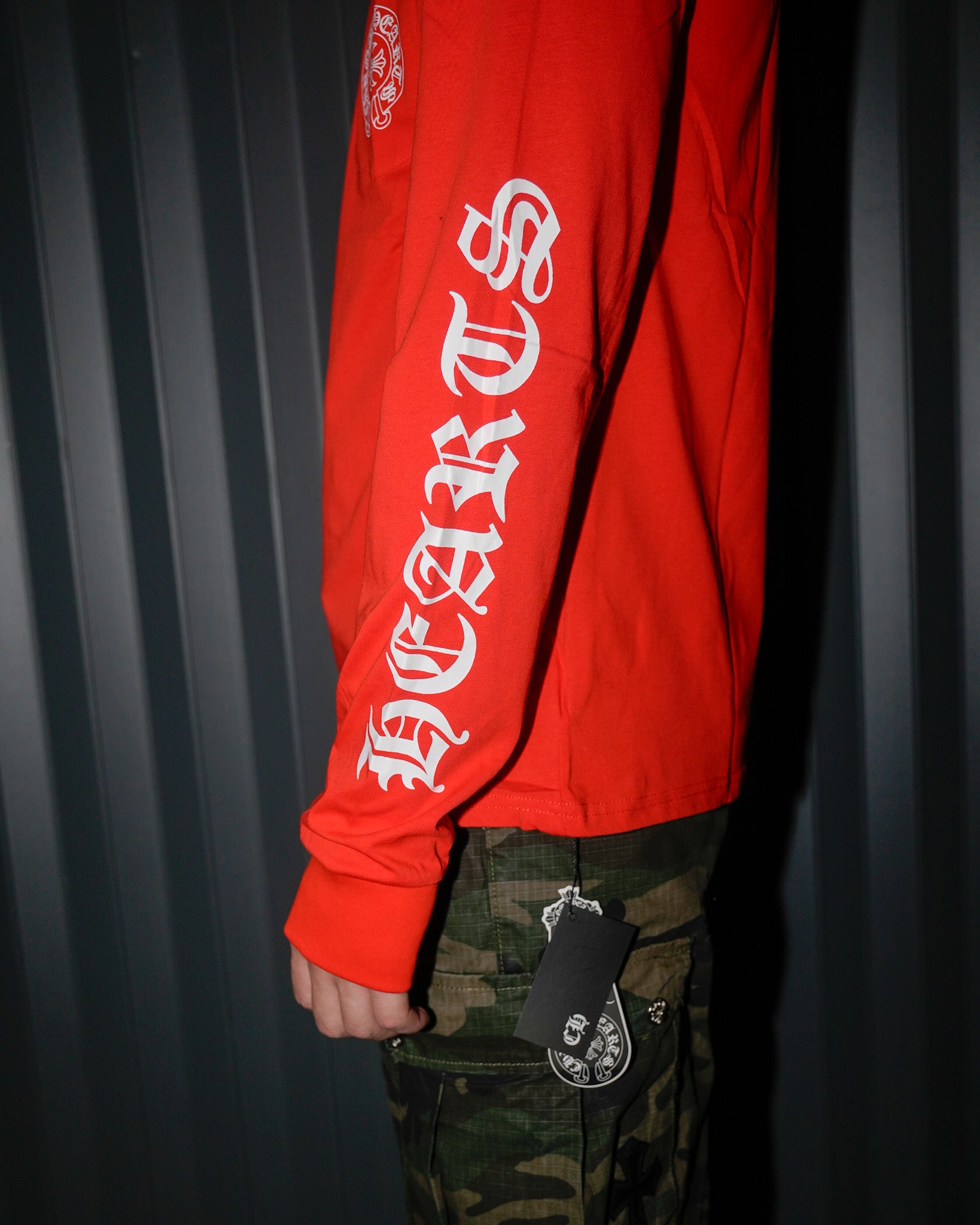 Horse Shoe & Typography Logo Red Long Sleeve™