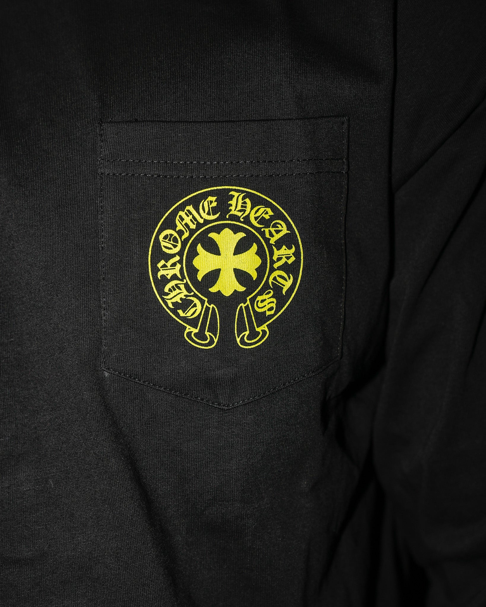 Yellow Typography Design Black Long Sleeve™