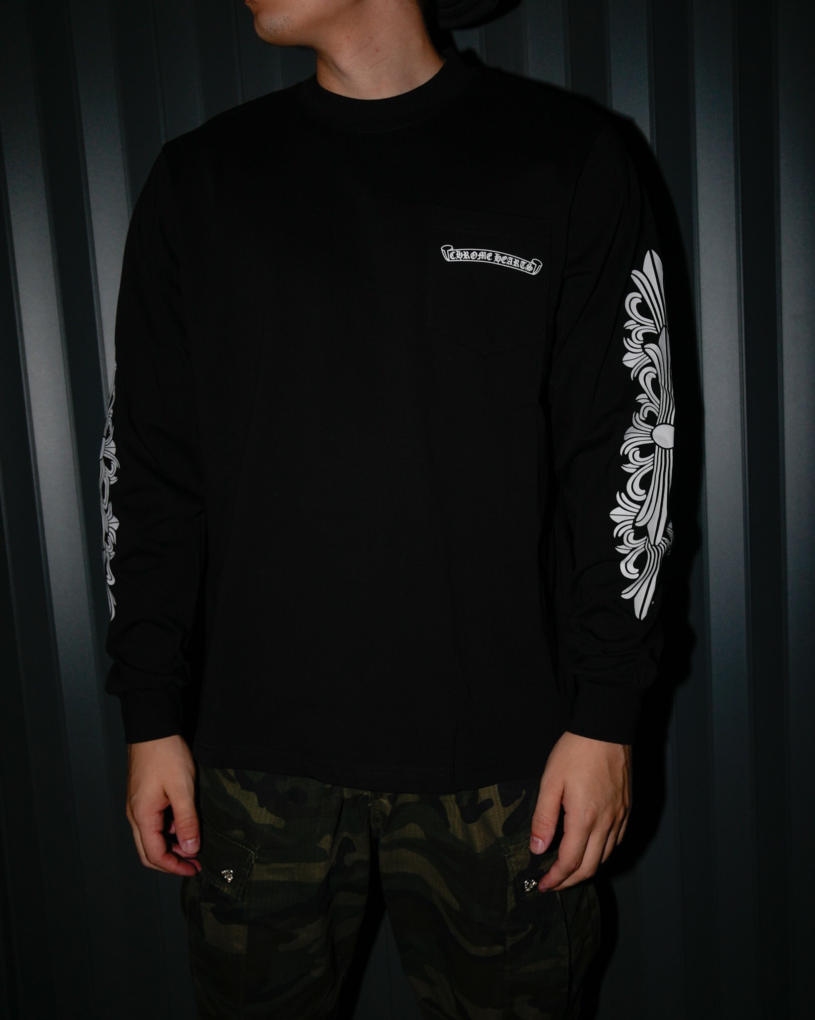 Pink Dagger Crest Black Long Sleeve™