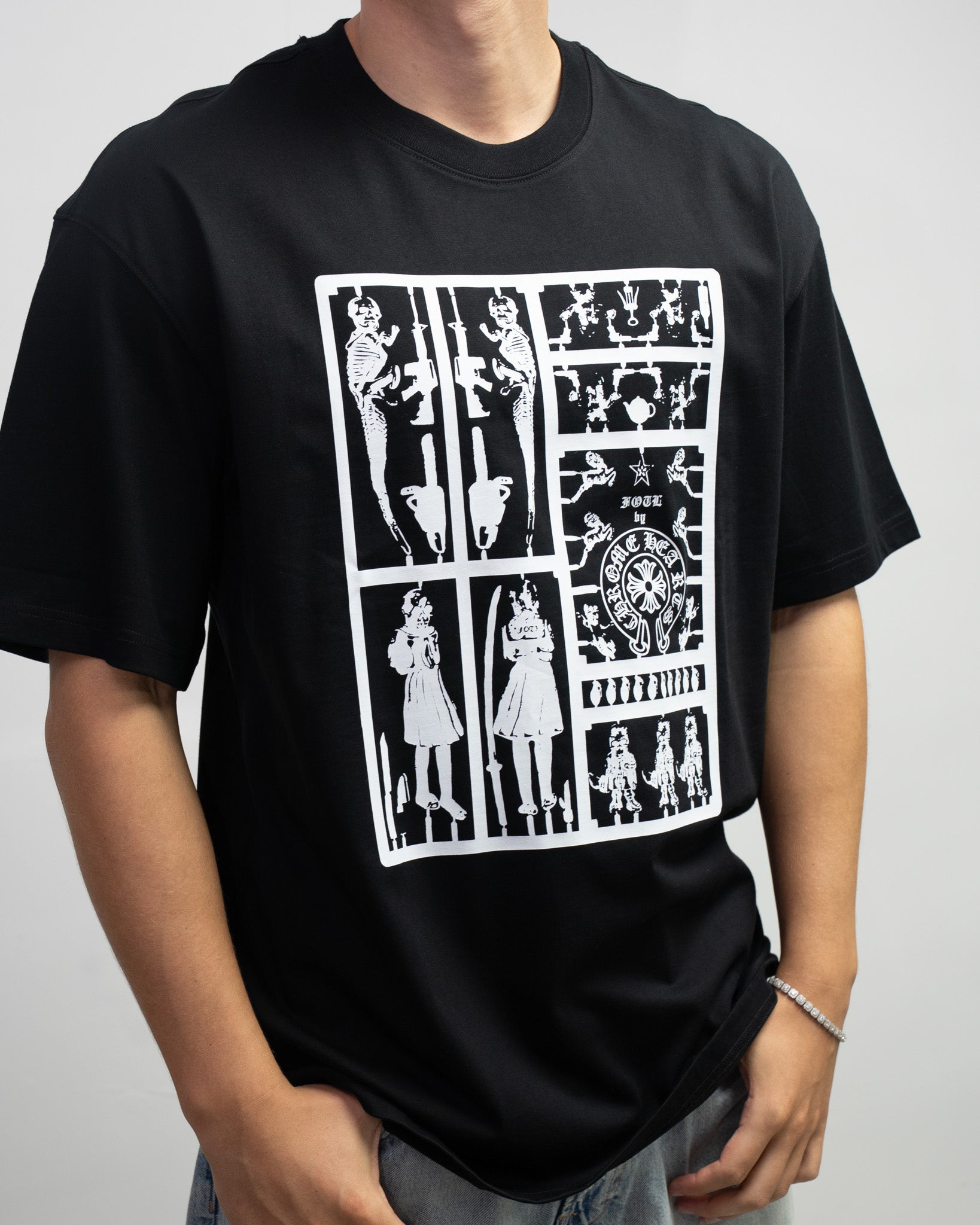 FOTI Graphic Black T-Shirt™