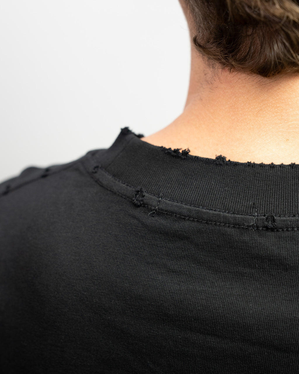 Distressed Collar Typography Logo Black T-Shirt™