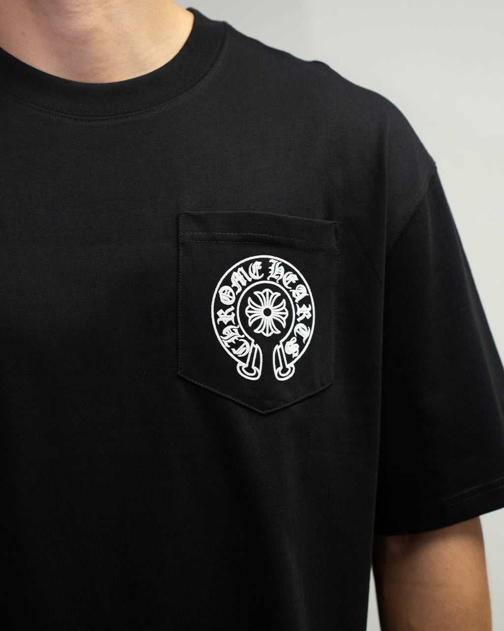 Horse Shoe Logo Miami Black T-Shirt™