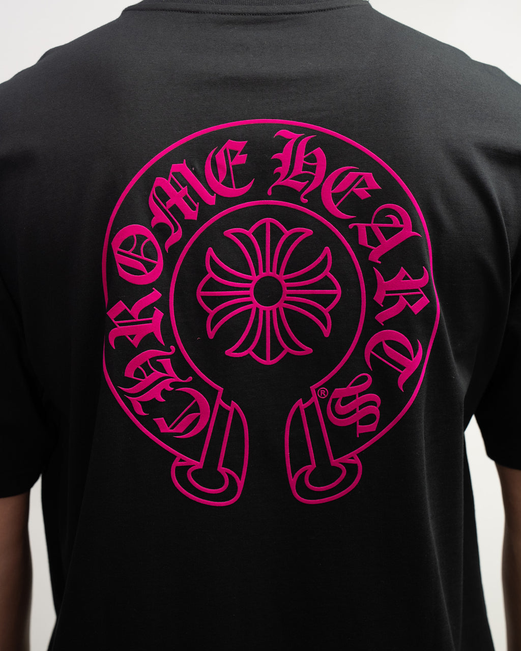 Pink Horse Shoe Logo Black T-Shirt™