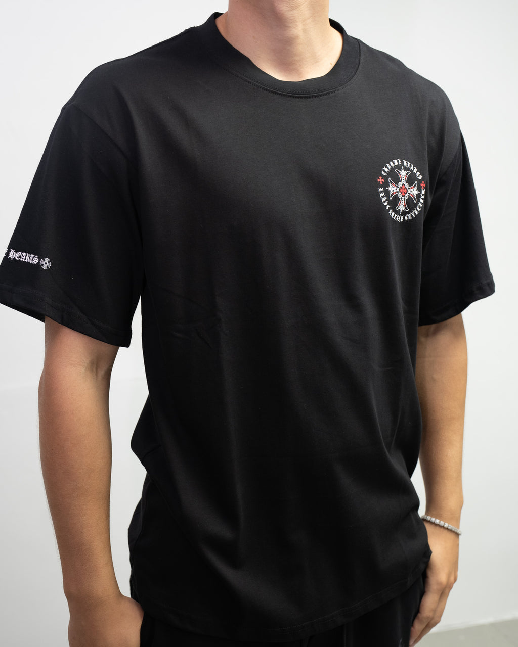 Red Ornate Cross Black T-Shirt™