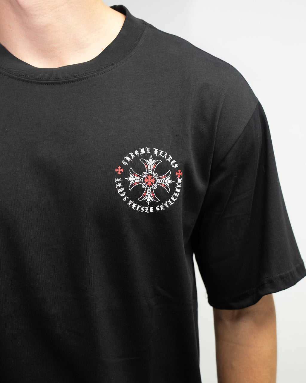 Red Ornate Cross Black T-Shirt™