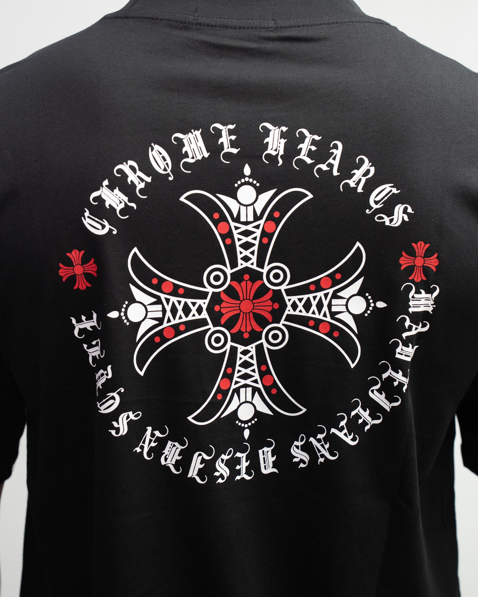 Red Ornate Cross Black T-Shirt™
