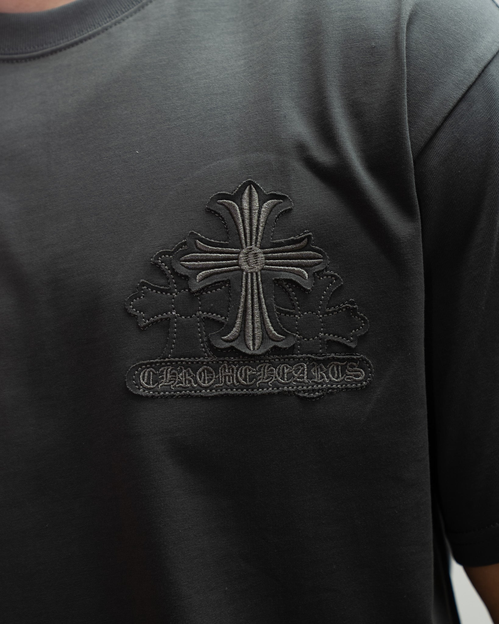Embroidered Crosses Grey T-Shirt™