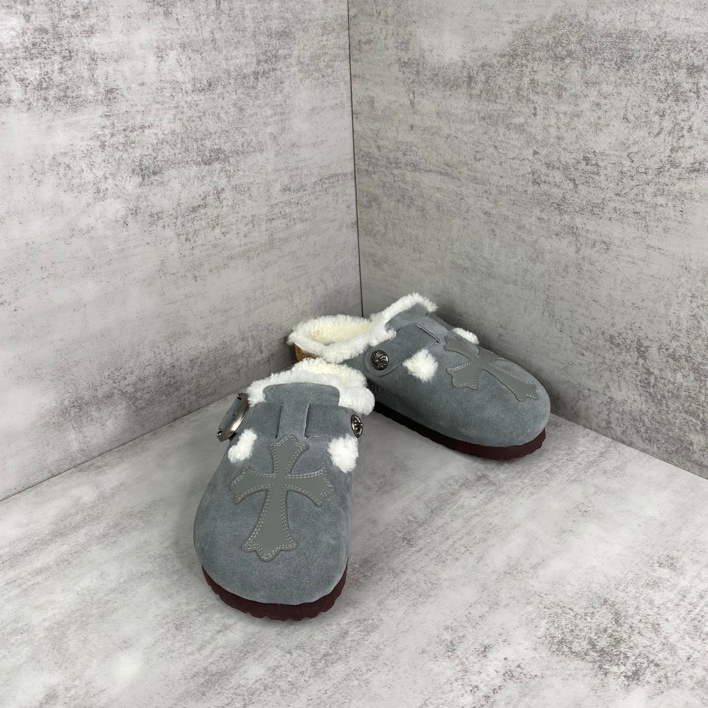 Grey Leather Cross White Fur Grey Suede Clog Slides™