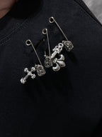 Metallic Symbols Safety Pin Black T-Shirt™