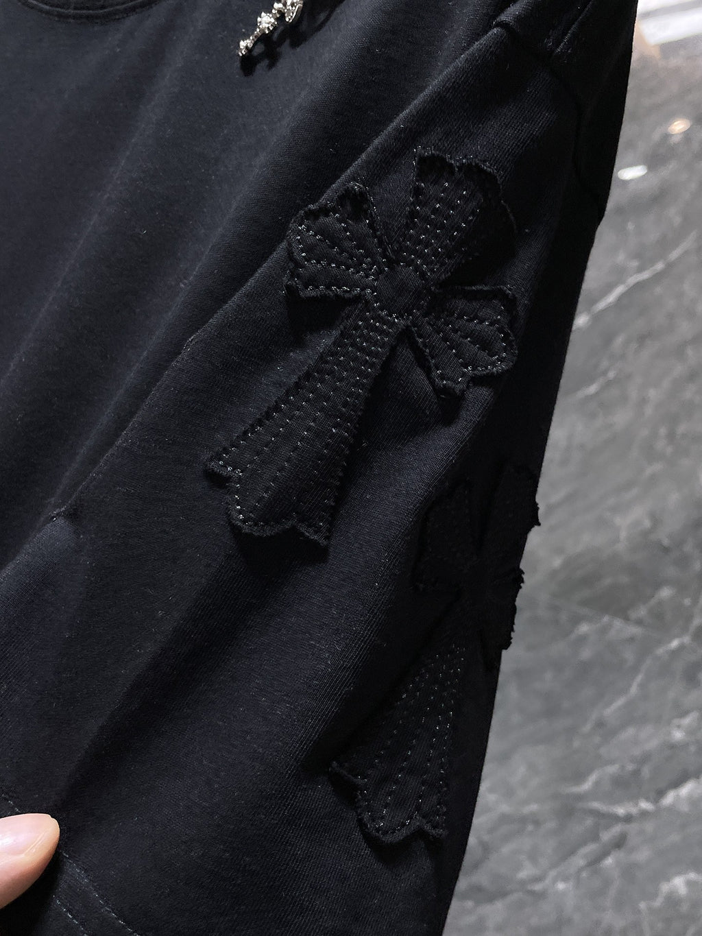 Metallic Symbols Safety Pin Black T-Shirt™