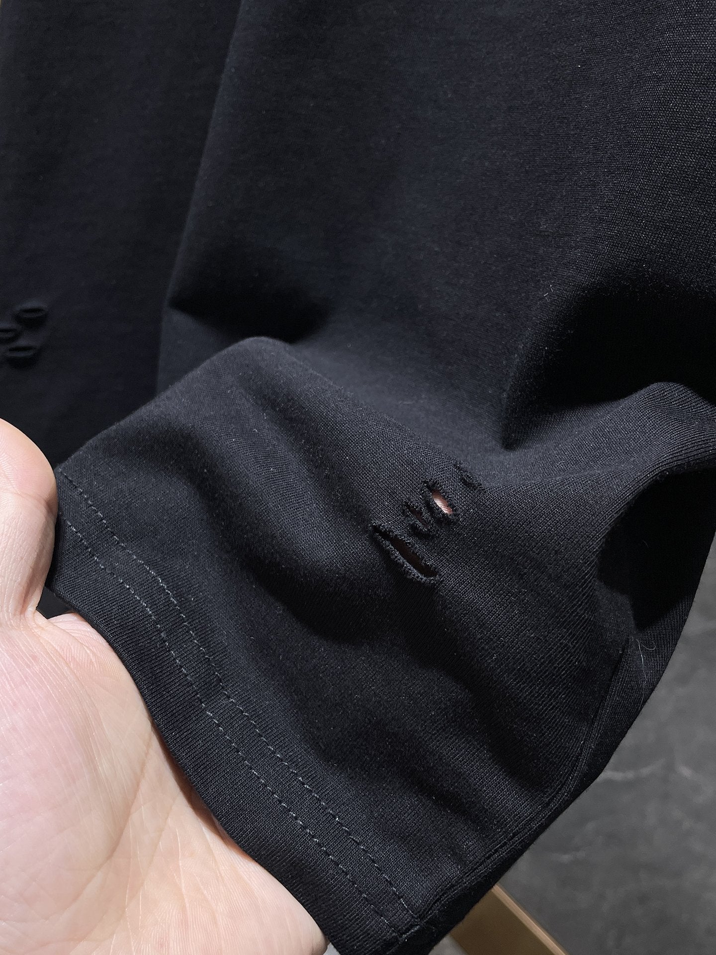 Metallic Symbols Safety Pin Black T-Shirt™