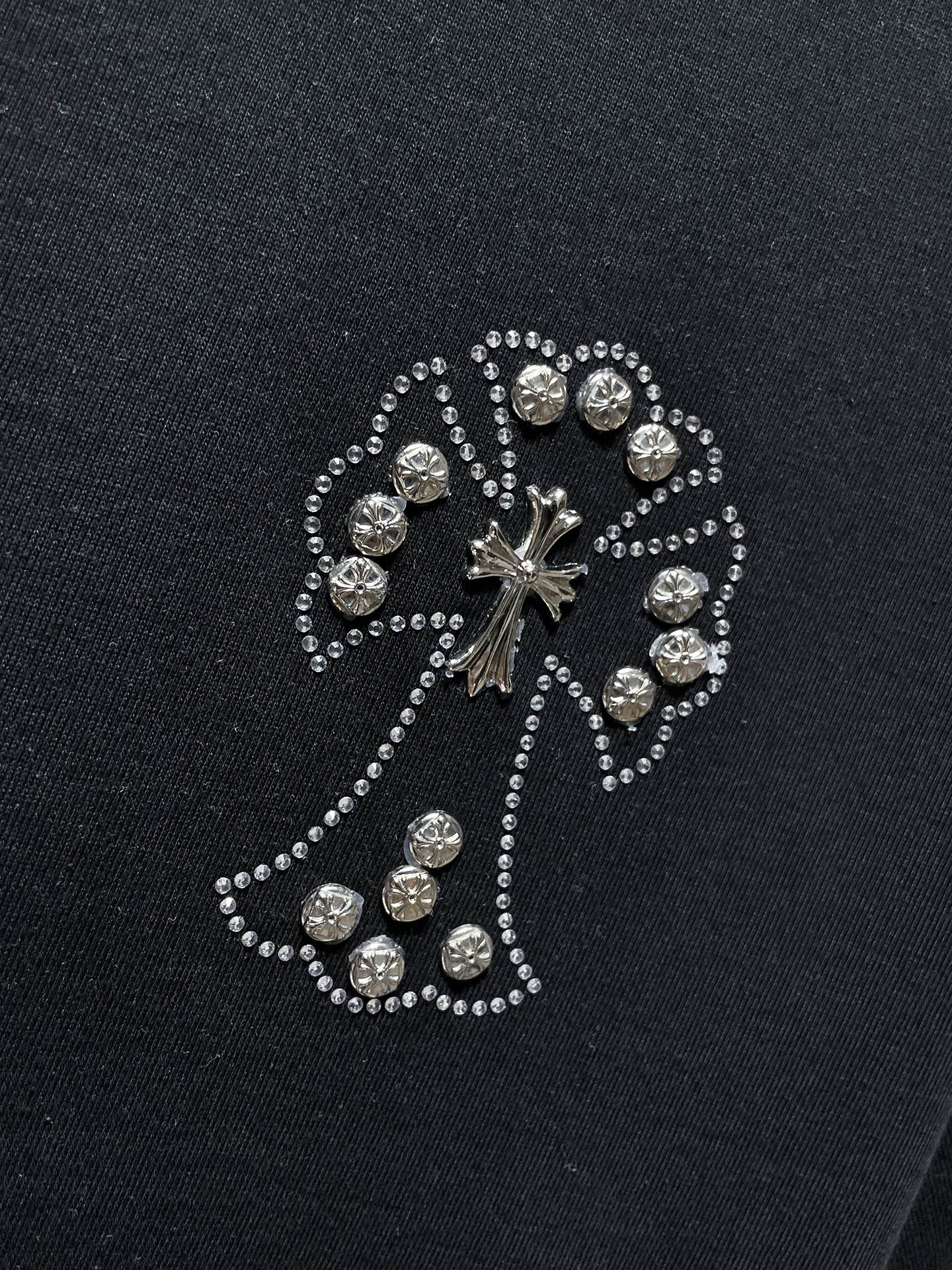 Rhinestone Cross Black T-Shirt™