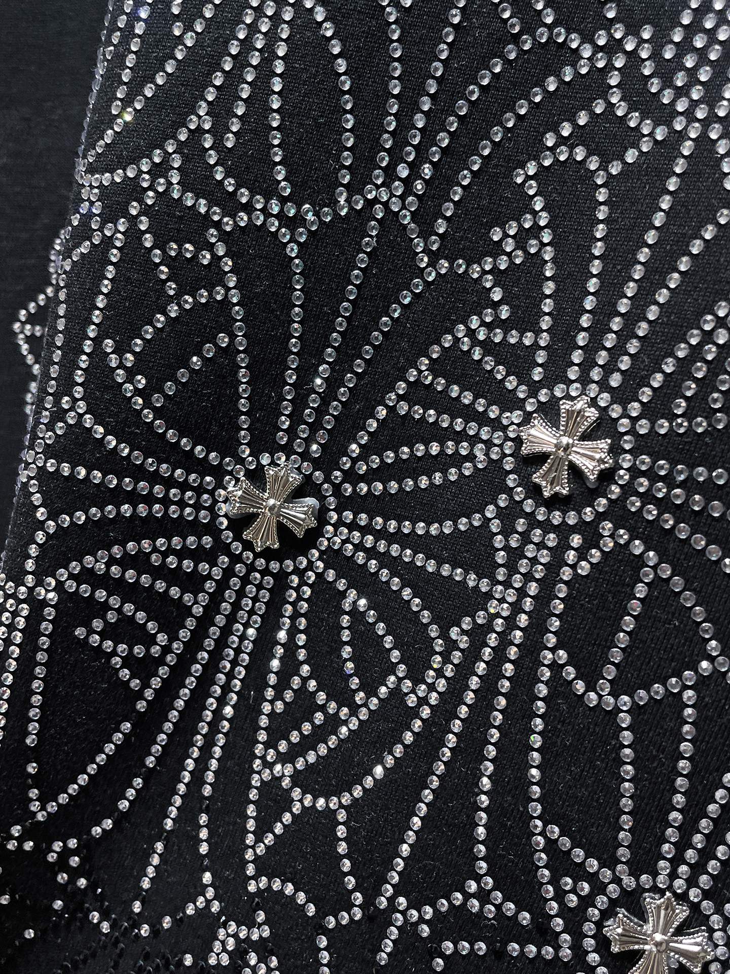 Rhinestone Cross Black T-Shirt™