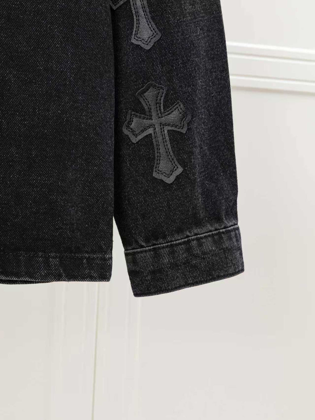 Leopard Cross Patch Black Denim Jacket™