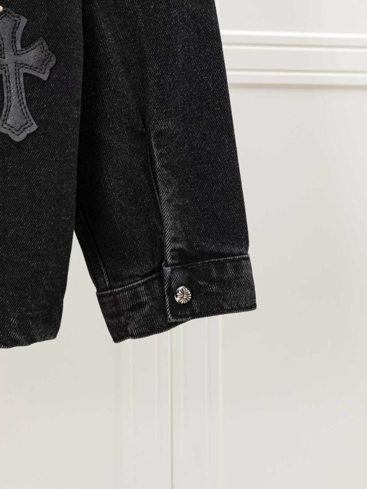 Leopard Cross Patch Black Denim Jacket™