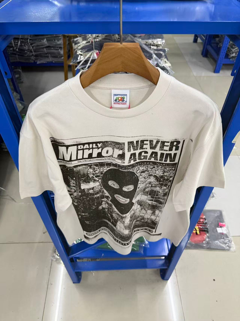 SNT Mxxxxxx x Jamie Reid Mask White T-Shirt™