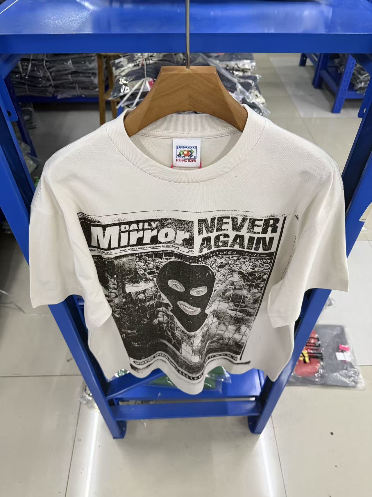 SNT Mxxxxxx x Jamie Reid Mask White T-Shirt™