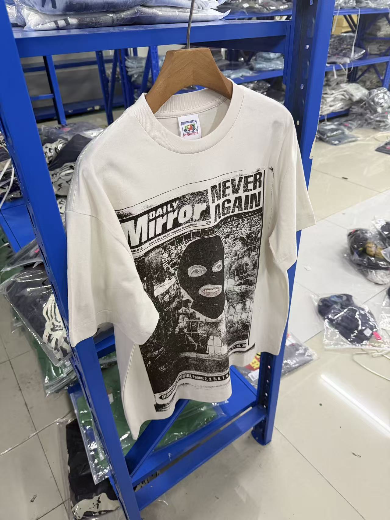 SNT Mxxxxxx x Jamie Reid Mask White T-Shirt™