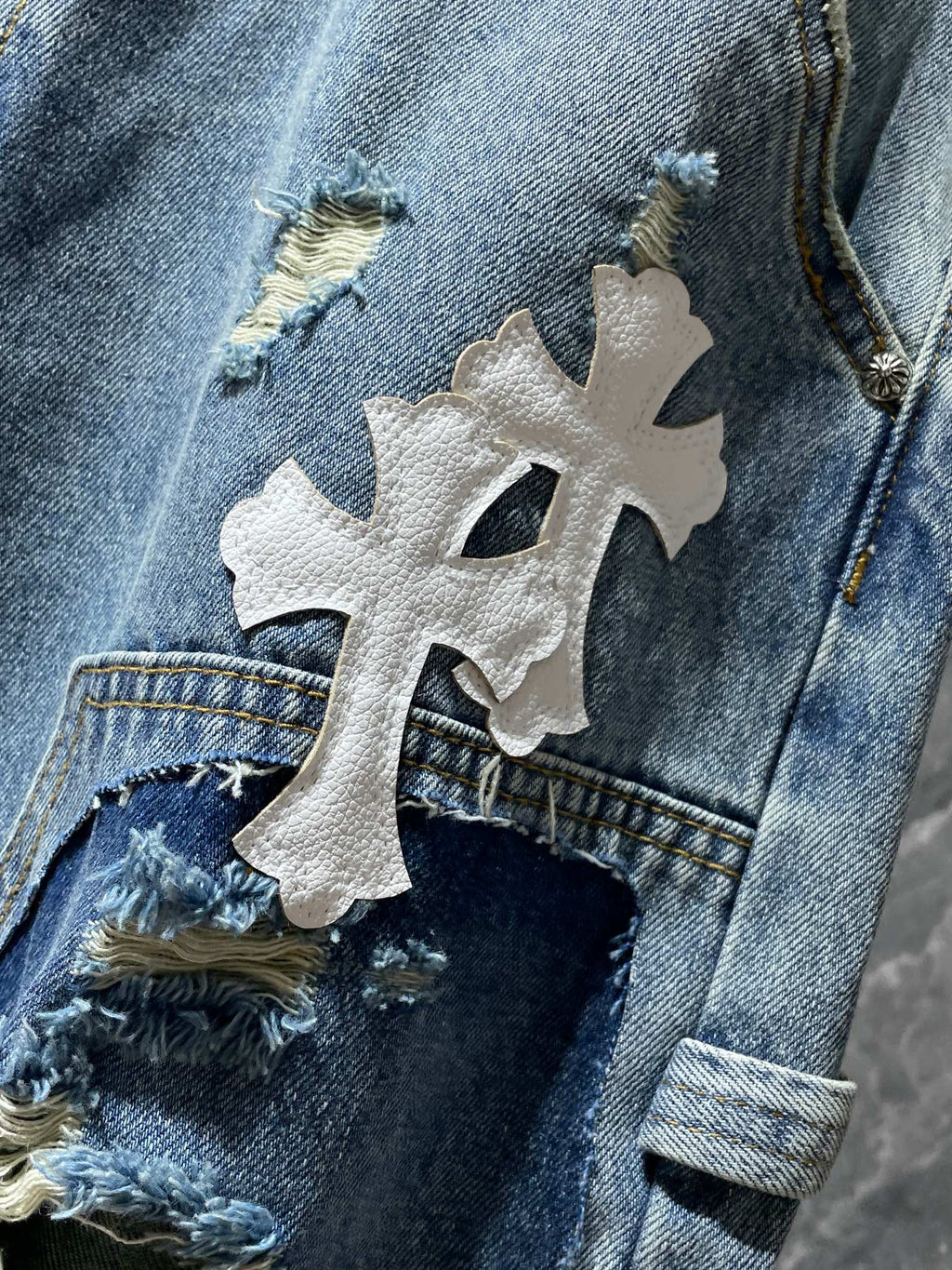 White Cross Patch Ripped Denim Shorts™