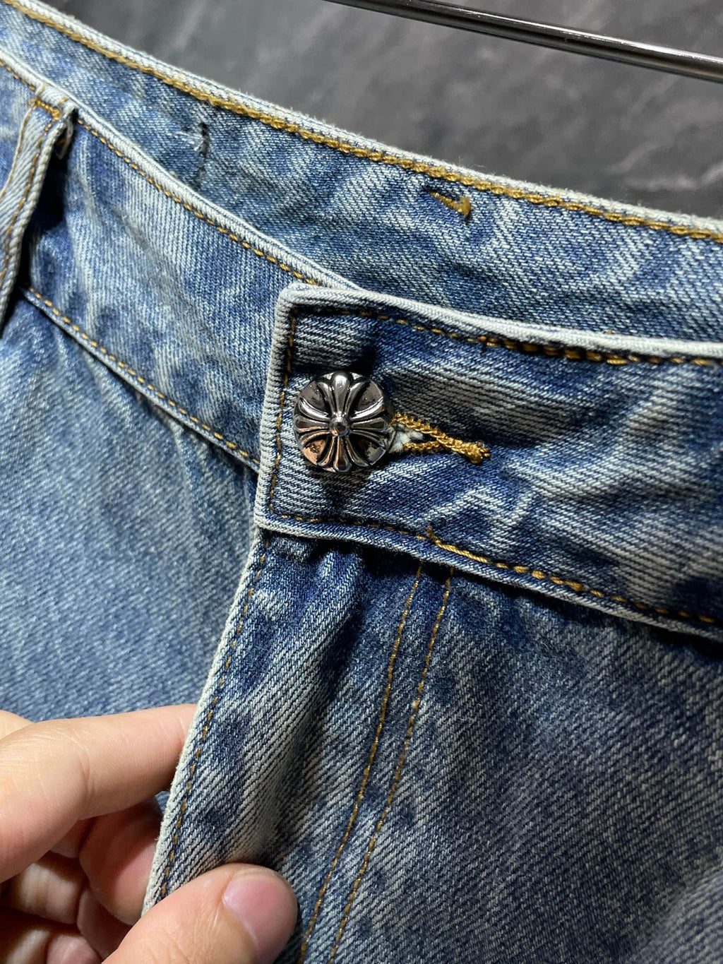 White Cross Patch Ripped Denim Shorts™
