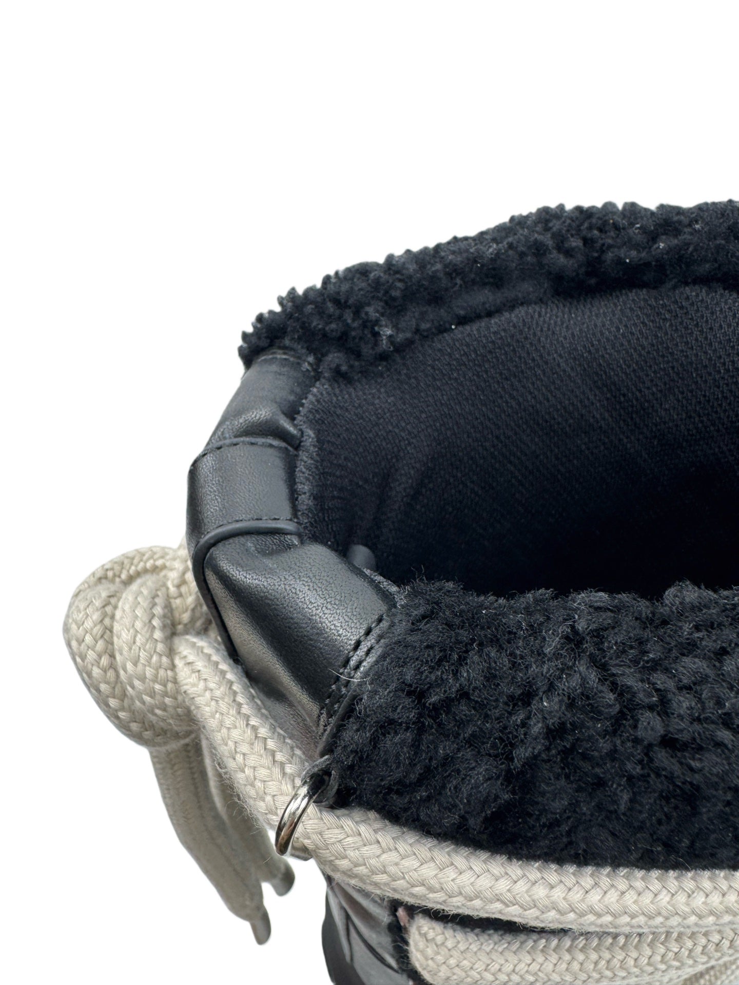 R.O Megalace Fur Boots™