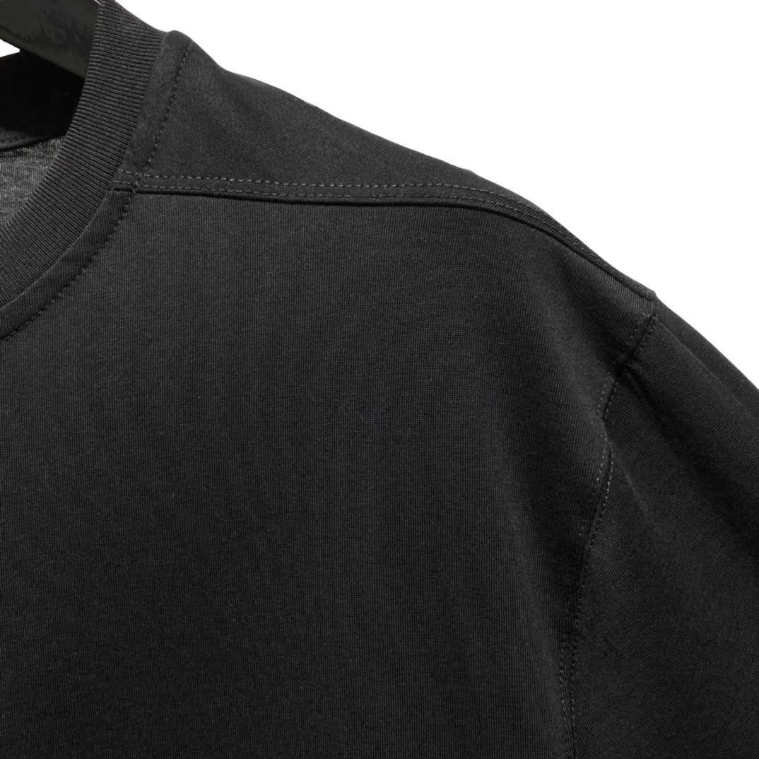 R.O Pentagram Logo Black T-Shirt™