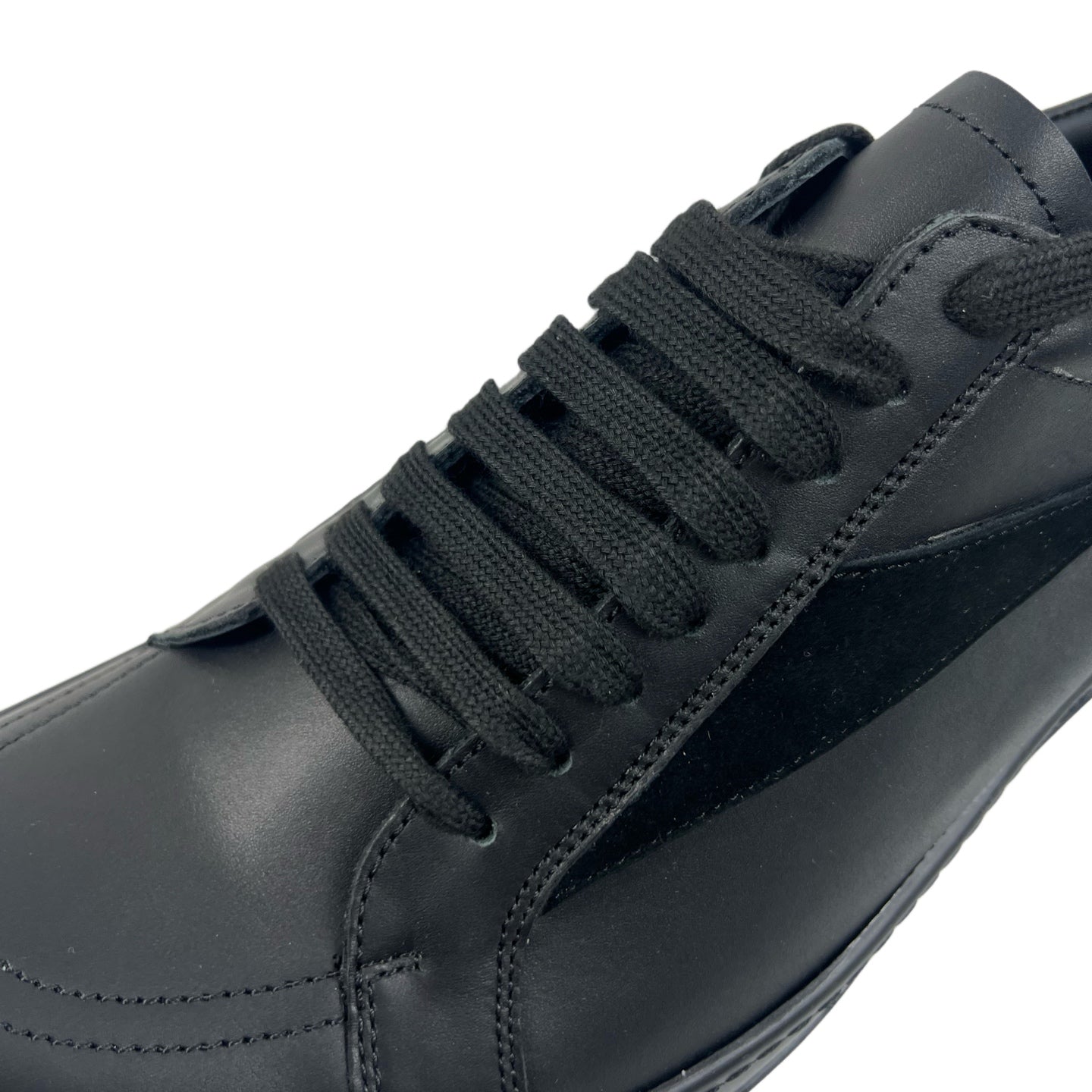 R.O DRKSHDW Vintage Low Black on Black Leather Sneakers™