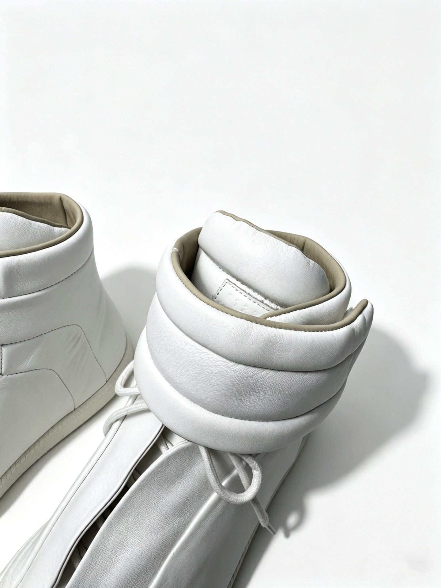 M.M White Future Sneakers™