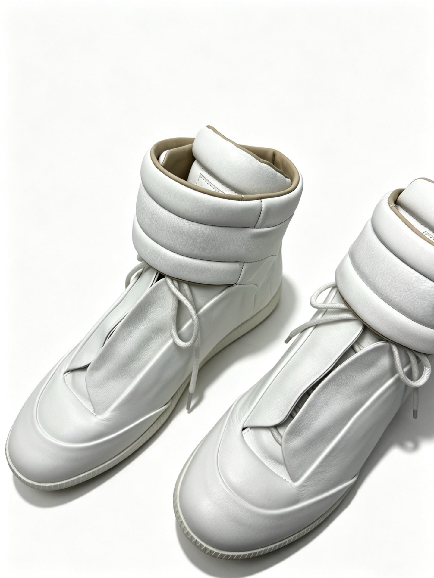M.M White Future Sneakers™